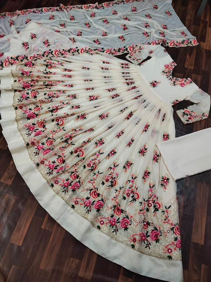 222712316_307241861152877_5133399625190943808_n