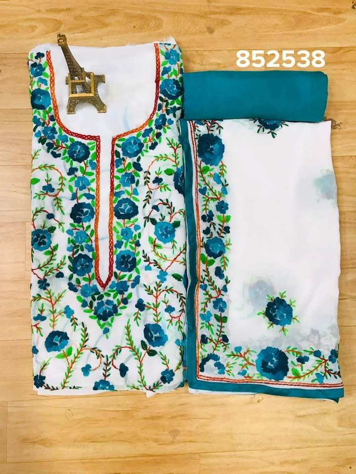 239896772_327381352472261_5768931284687521548_n